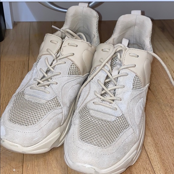 Steve Madden beige sneakers - Picture 4 of 4